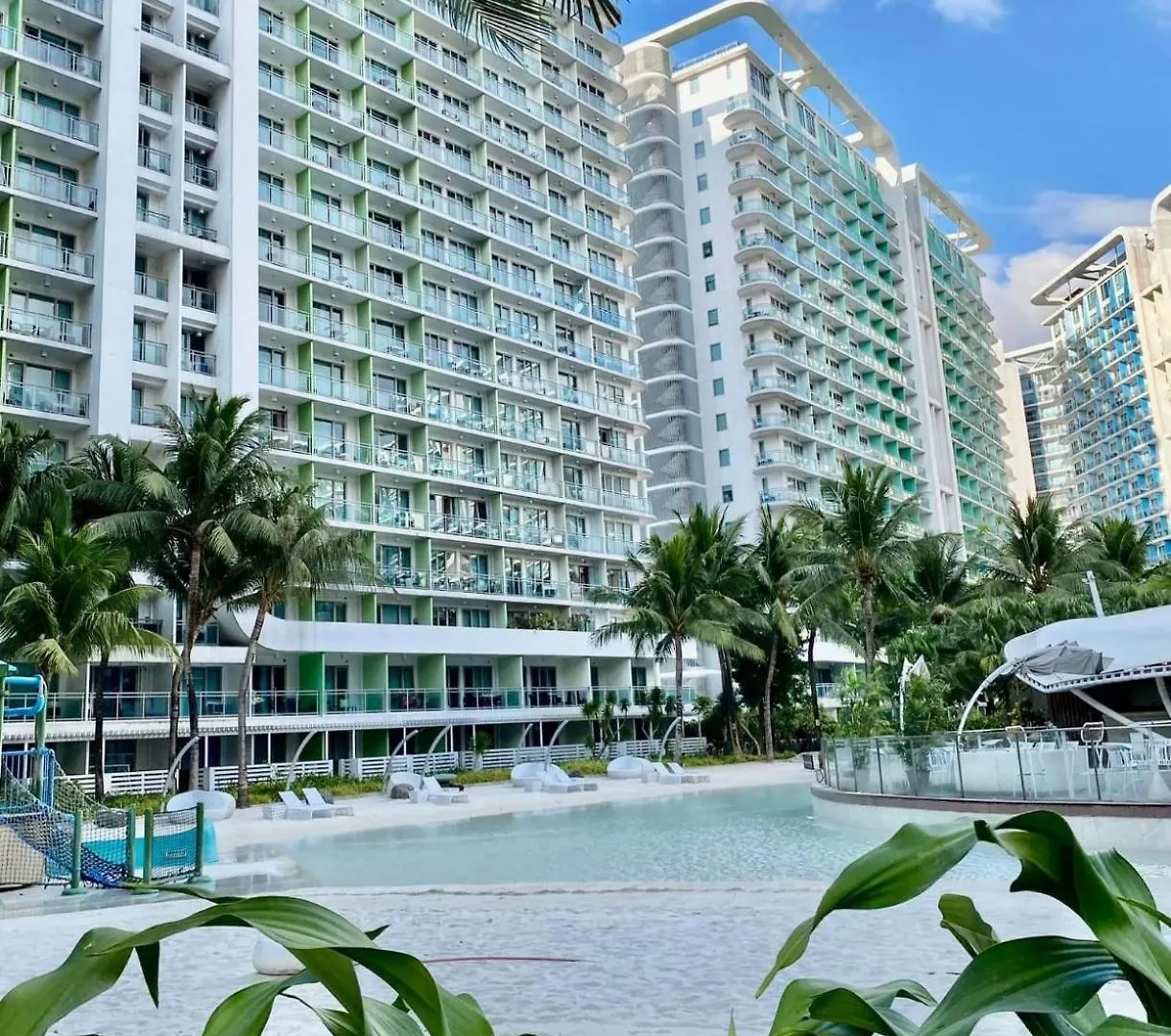 Sm Bicutan Condo Staycation Manila 0*,  Philippines